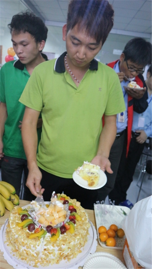 鼎力薄膜員工生日祝福丨在奮斗的時(shí)光里，感恩有你們！